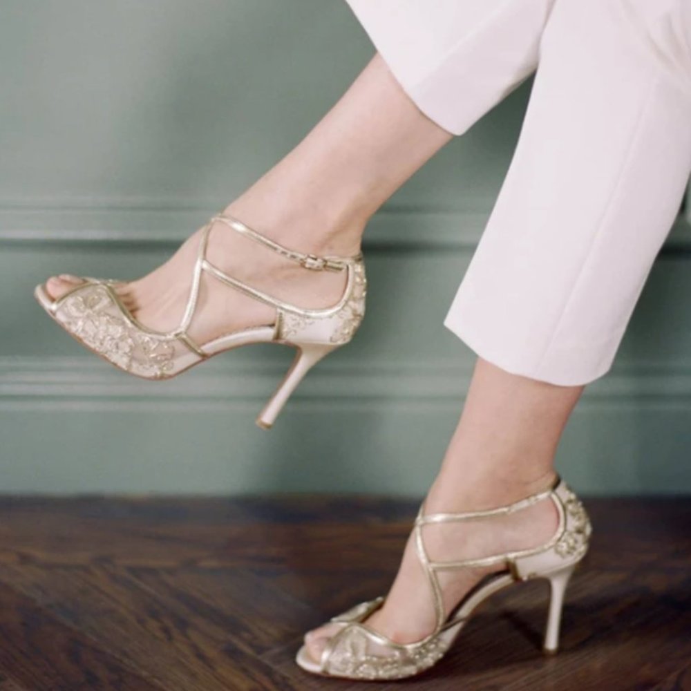 NWOT Bella Belle "Tess" Heels